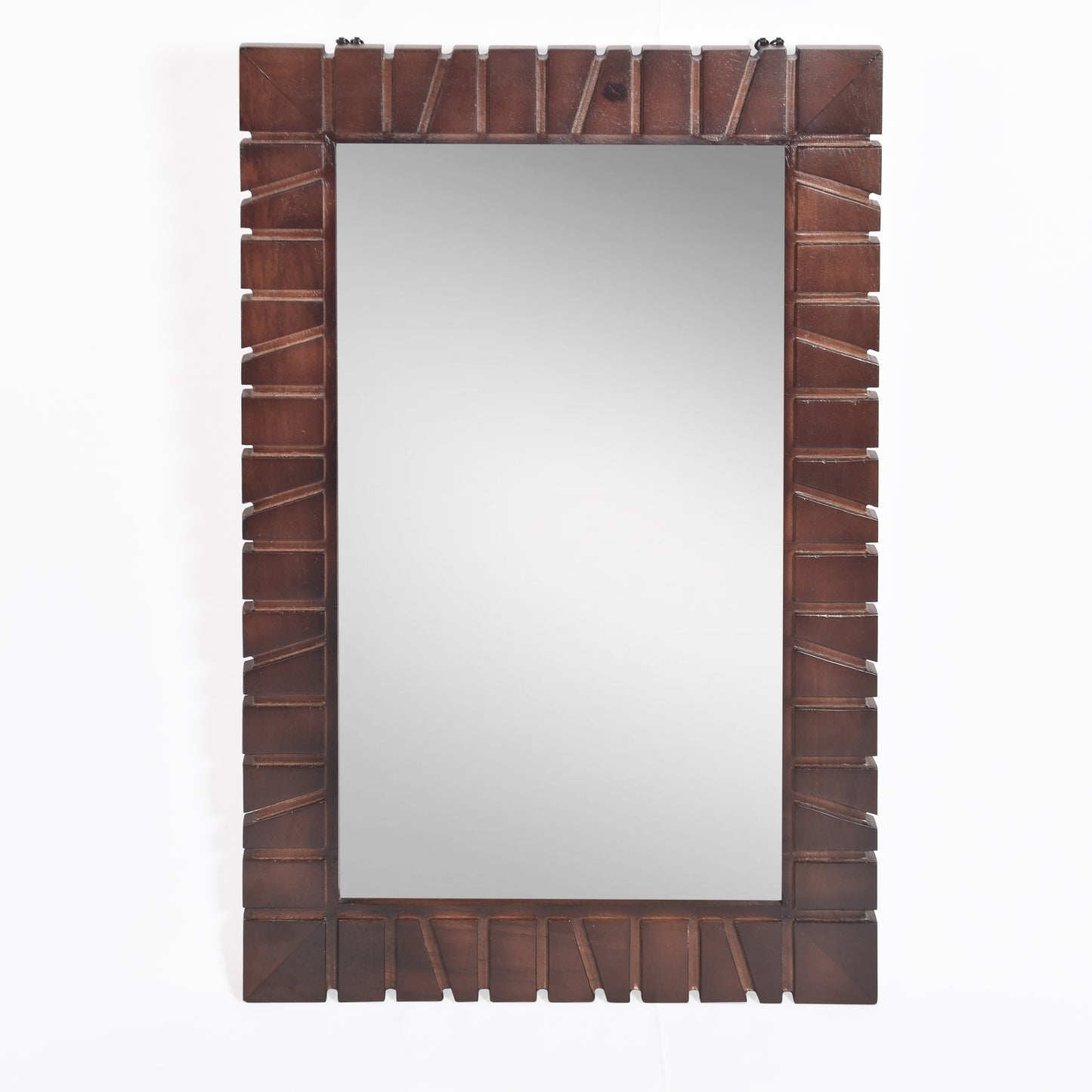 The Verona Hand-Carved Mirror – A Reflection of Timeless Craftsmanship